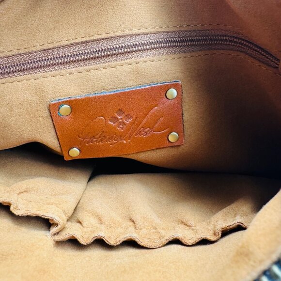 Patricia Nash Cassini Italian Leather Prairie Rose Floral Wristlet Bag - Picture 3 of 8